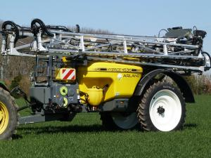 Vous cherchez précision et rendement, l'HYBRIDE 7000 L, avec une rampe jusqu'à 48 mètres, est fait pour vous !

Cette machine conçue avec les meilleurs équipements du marché est un véritable concentré de technologie, de robustesse et de capacité.

La liste d'équipements haut de gamme est aussi longue que les journées de travail intensif pour laquelle cette machine a été développée.

Plus que de longs discours, nos spécialistes de terrain sauront vous convaincre sur le confort et la précision que vous apportera ce pulvérisateur haut de gamme ...

 

Contactez notre force de vente pour de plus amples renseignements

 
